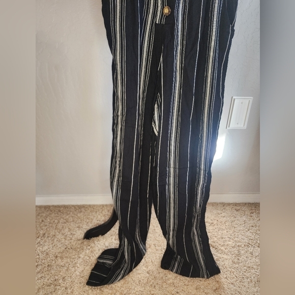 Hollister Black Pinstripe Button Up Jumpsuit Tank Size XS - Picture 7 of 9